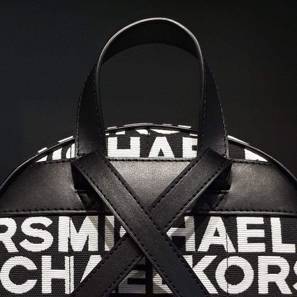 Michael Kors Backpack Kenly - Picture 4 of 8